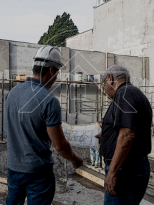 Engenheiro na sua obra em Curitiba